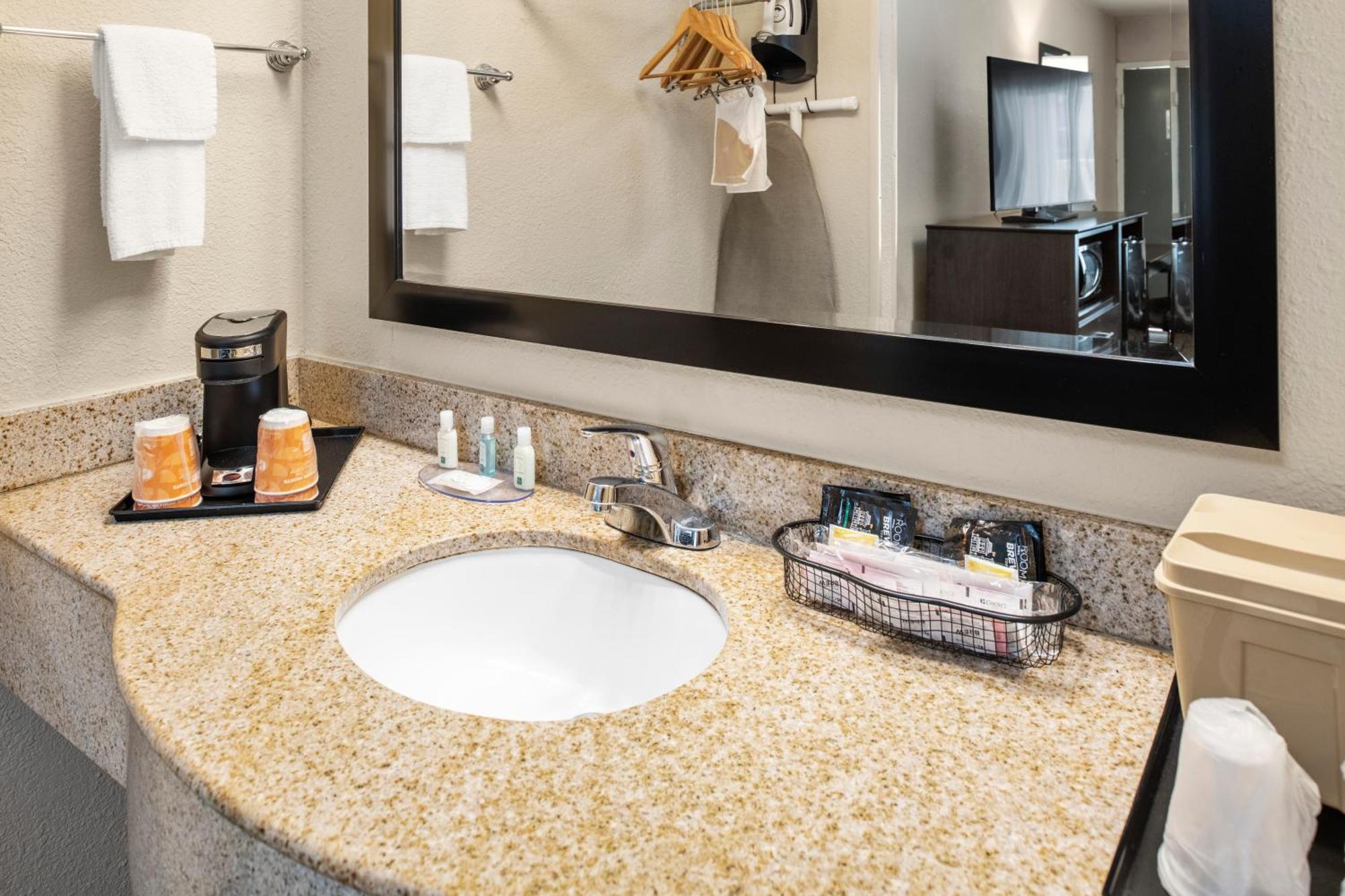 Quality Inn Kingsland Ngoại thất bức ảnh